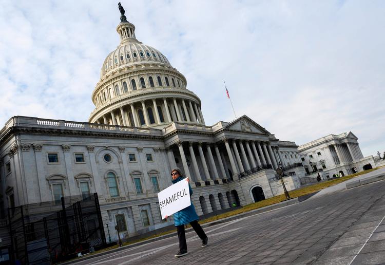 Trump ser gerne, at alle regeringsbygninger i USA fremover bygges i samme stil. Godt med søjler og referencer til antikken. Foto: Andrew Caballero-reynolds/Ritzau Scanpix