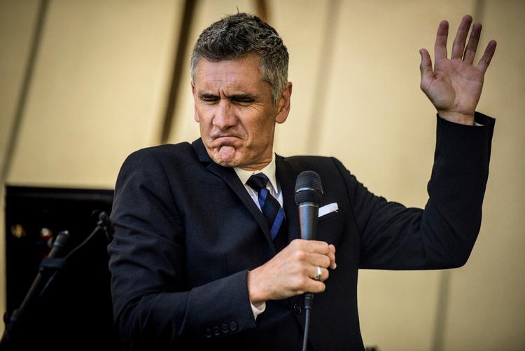 Curtis Stigers er et af hovednavnene på Vinterjazz-plakaten. Men den amerikanske jazzsanger kommer allerede til Danmark igen til sommer, så hvorfor ikke udnytte muligheden for at se noget, du ikke opsøger normalt, spørger David A. Dyrholm Nielsen. Arkivfoto Anders Rye Skjoldjensen