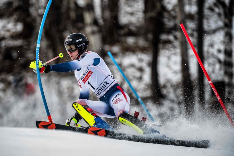 Den franske slalomspecialist Clement Noel viste lørdag høj klasse i Chamonix. Foto: Jeff Pachoud/Ritzau Scanpix