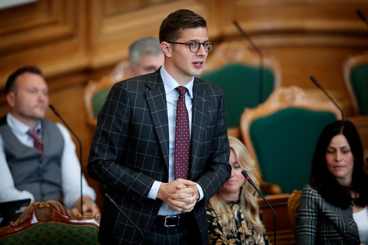 Leif Mikkelsen sagde farvel som partiets landsformand tidligere end planlagt efter uro i partiet.  Foto: Jens Dresling/POLFOTO