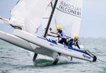 En af de italienske nacra 17-både under VM ud for Geelong i Australien. Foto: Sailing Energy