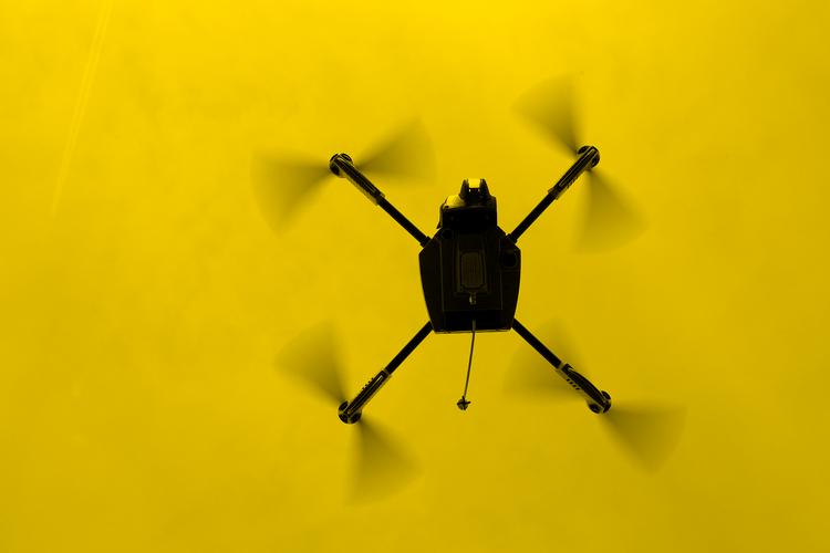     Flere og flere private og virksomheder anskaffer sig droner. Odense Lufthavn vil gerne være europæisk testcenter for droner. Drone.   Foto: Finn Frandsen/POLFOTO