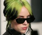 Billie Eilish har endelig udgivet sin James Bond-sang. Som altid er den skrevet sammen med hendes bror, Finneas.  Foto: Danny Moloshok/Ritzau Scanpix