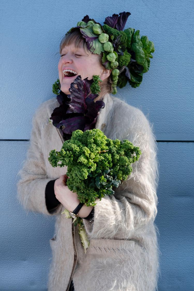 Trine Krebs og hendes kollegaer i Frugtformidlingen har haft stor succes med at afholde middage, hvor grøntsagshadere inspireres til at få øjnene op for velsmagen i det grønne køkken. Foto: Marie Bentzon