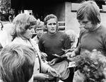     Allan Simonsen chokerede i 1982 ved at skifte til Charlton. Henning Jensen (th.) stod også for et opsigtsvækkende skifte i sin karriere fra Nørresundby til Borussia Mönchengladbach. Foto: Erik Kragh/POLFOTO