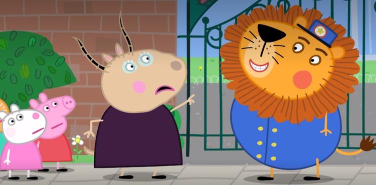 Verdens mest sleske løve er dyrepasser, da Gurli Gris tager i zoologisk have med sine dyrevenner og det er sjovt. Foto: DR