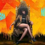 Queen Sono, som spilles af Pearl Thusi, er en spændingsserie, der vil handle om lidt for mange ting på engang, men det er nogle spændende ting. Foto: PR