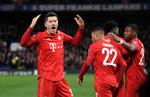 Bayern-angriberen Robert Lewandowski er en af de bedst betalte i tysk fodbold.   Foto: Toby Melville/Ritzau Scanpix