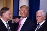 Donald Trump giver vicepræsident Mike Pence (t.h.) en nøglerolle. Foto: Tasos Katopodis/Ritzau Scanpix