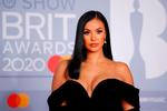Den britiske tv-vært, Maya Jama, har somalisk-svensk baggrund og er en af de mange farvede briter, der optræder på de britiske tv-stationer.
 Foto: Tolga Akmen/Ritzau Scanpix