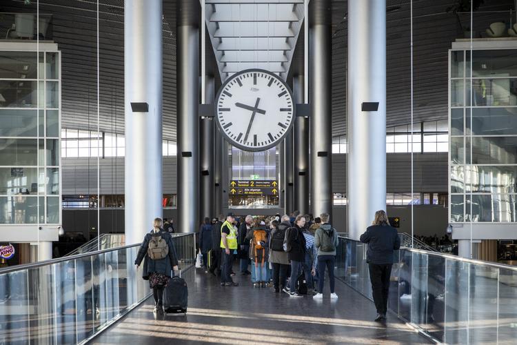 En kvinde, som er ét ud af tre nye coronasmittede tilfælde i Canada, rejste via Københavns Lufthavn tirsdag. Foto: Jens Hartmann Schmidt/POLFOTO