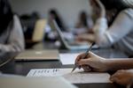 Flere undervisere mener ifølge en ny rapport, at det er blevet nødvendigt at opdrage på tosprogede elever, der opfører sig dårligt i gymnasieklassen. Foto: Asger Ladefoged/Ritzau Scanpix
