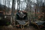 På en højskole bliver eleverne tvunget ud i situationer, de ellers aldrig ville have deltaget i. Og det er godt, mener ekspert i frie skoler og ungdomsuddannelser Leo Komischke-Konnerup.  Foto: Jens Hartmann Schmidt/POLFOTO