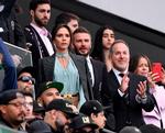David Beckham og hustru Victoria Beckham på lægterne i Los Angeles.  Foto: Harry How/Ritzau Scanpix