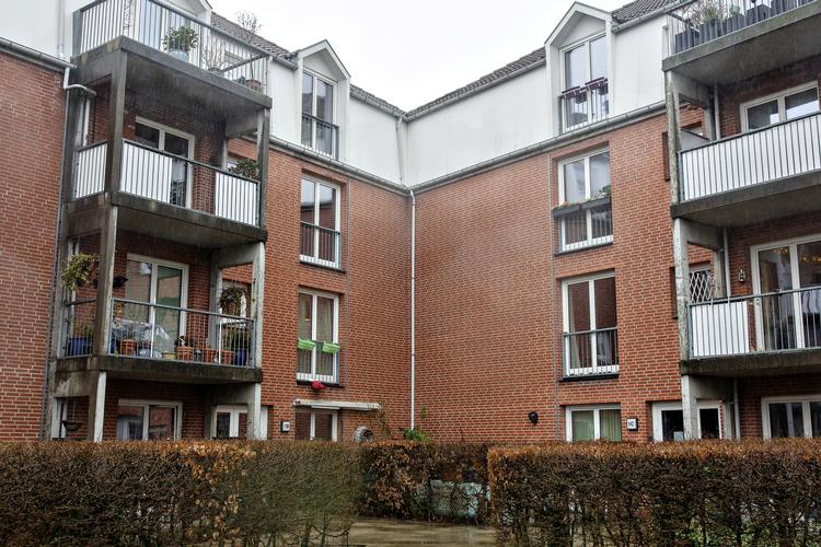     Tre ældre mennesker er ifølge politiet blevet dræbt i en mindre boligblok på ydre Østerbro i København.  Foto: Miriam Dalsgaard/POLFOTO