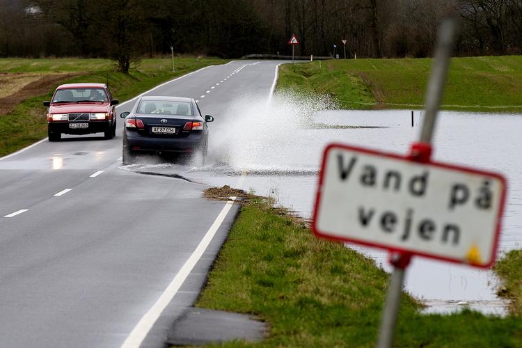 Februar 2020 bød på rekordstore mængder nedbør. Flere steder i Jylland har vandmasserne voldt beboerne store problemer. Billedet er fra Ribe i slutningen af måneden.  Foto: Finn Frandsen/POLFOTO