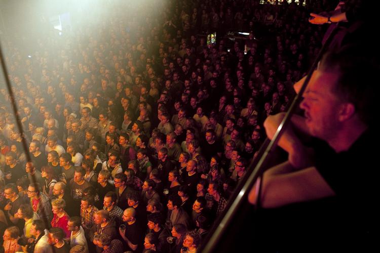 Vega i København er et af de mange spillesteder, der rammes af corona-anbefalingerne. (arkivfoto) Foto: Miriam Dalsgaard/POLFOTO