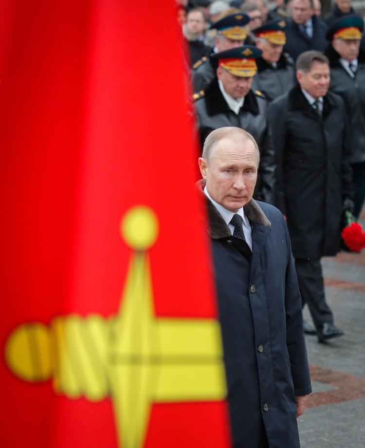 Vladimir Putin har travlt med at sikre den »historiske sandhed« om Anden Verdenskrig, set gennem hans briller.  Foto: Yuri Kochetkov/Ritzau Scanpix