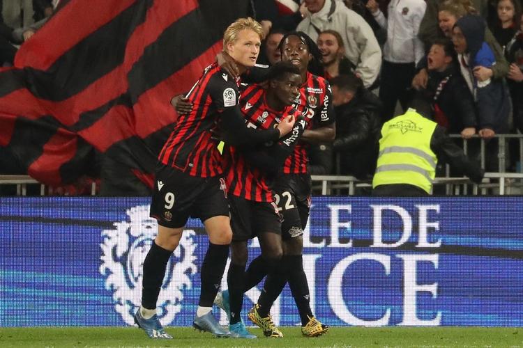 Kasper Dolberg fejrer et af sine to mål for Nice.  Foto: Valery Hache/Ritzau Scanpix