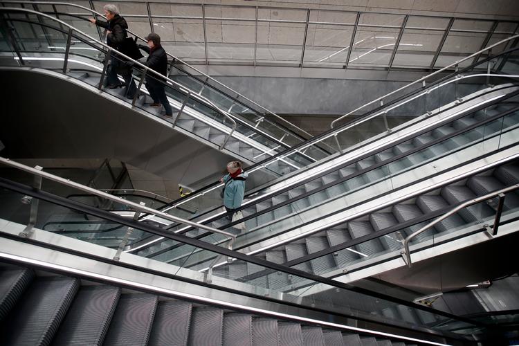 Tre ud af ti droppede metroen onsdag morgen efter myndighedernes anbefalinger for at undgå coronasmitte. Foto: Jens Dresling (ARKIV)/POLFOTO