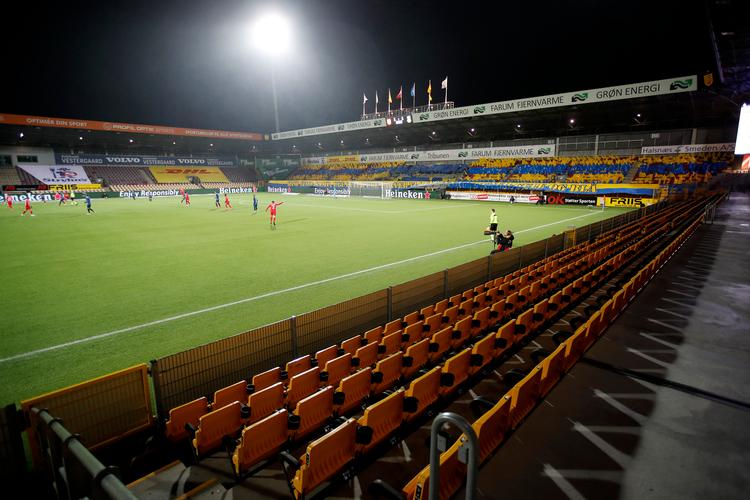 Det bliver i øjeblikket ikke til billetindtægter for de danske superligaklubber, og for nogle gør det mere ondt end for andre. Foto: Jens Dresling/POLFOTO