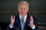 Joe Biden holder tale i Philadelphia, Pennsylvania i nat. Foto: Brendan Mcdermid/Ritzau Scanpix