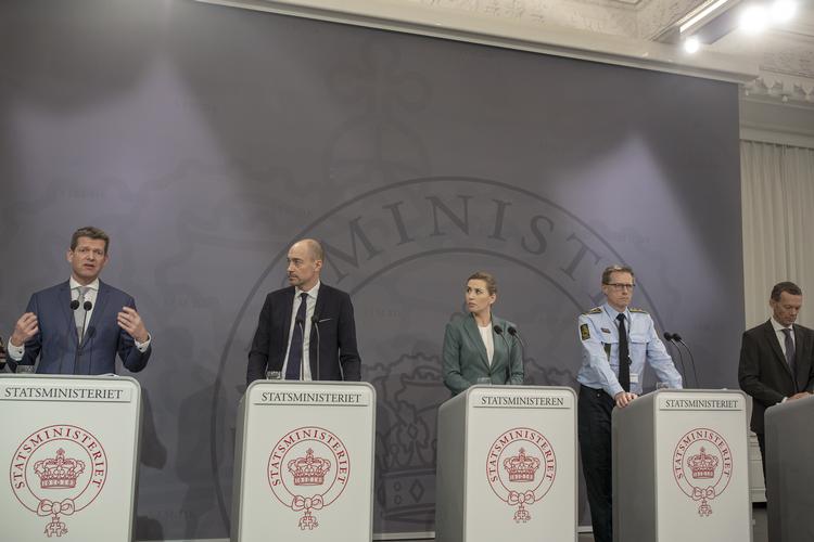 Myndighederne holder pressemøde hver dag om coronasituationen i Danmark. I går deltog statsminister Mette Frederiksen, som fortalte om yderligere tiltag mod smitten. I dag fortæller myndighederne om seneste nyt kl. 14.  Foto: Miriam Dalsgaard/POLFOTO