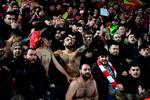 Fodboldfans i titusindvis samledes onsdag til fodboldkamp i Liverpool. Coronavirusrisiko eller ej. Foto: Javier Soriano/Ritzau Scanpix