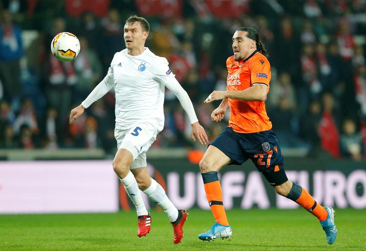 Andreas Bjelland lavede en stor fejl tidligt i kampen i Istanbul, men spillede sig derefter op. Foto: Kemal Aslan/Ritzau Scanpix