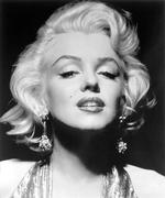 Skæbner som Marilyn Monroes bruges til at sælge podcasten 'Famous Fates', men resultatet er knap værd at lytte til.  Foto: Gene Kornman