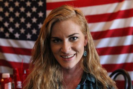 29-årige Anne Marie Ward stiller op til Repræsentanternes Hus som en ung moderne kvinde fra Arizona, der samtidig vil videreføre statens konservative arv. 