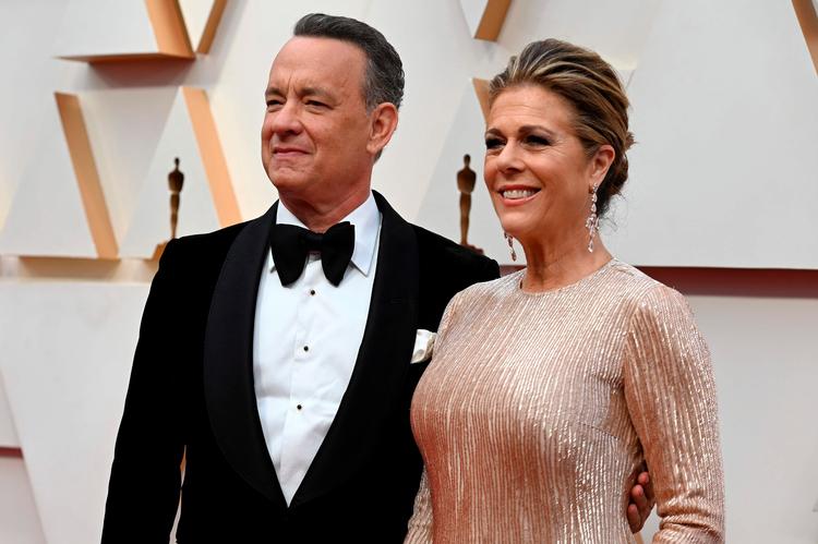 Tom Hanks og hustruen Rita Wilson ses her, da de deltog i Oscar-festen tidligere på året. Foto: Robyn Beck/Ritzau Scanpix