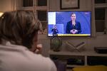    Tirsdag aften sagde statsminister Mette Frederiksen (S) på et pressemøde, at forbuddet om at samles mere end ti personer vil træde i kraft onsdag klokken ti. Foto: Thomas Sjørup/Ritzau Scanpix