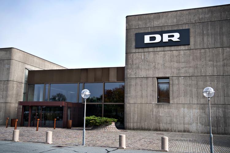Det er netop i de kommende uger, DR skal vise sit værd. Dr.dk/skole er kommet op i omdrejninger. Det er der brug for over hele linjen. Spareplan eller ej, mener Jacob Mollerup. Arkivfoto Anita Graversen