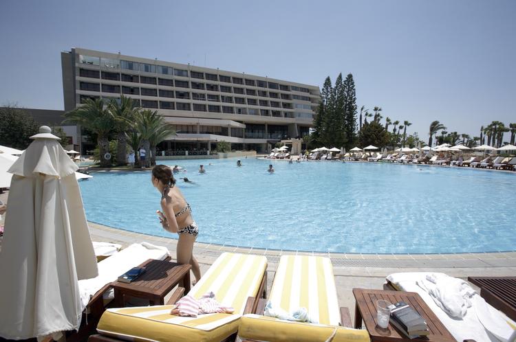 Rejsebueauerne får med hjælpeakken  lettere ved at tilbagebetale kunderne deres indbetalinger, hvis de f.eks skulle have været en tur til Cypern i perioden 13. marts til 13. april. Foto: Morten Langkilde