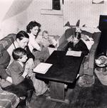 Mon det er sådan, hjemmeskoling så ud i 1960'erne? Foto: Arbejdermuseet