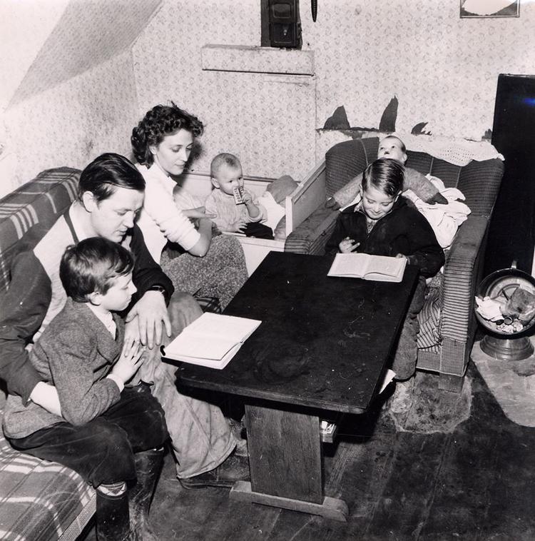 Mon det er sådan, hjemmeskoling så ud i 1960'erne? Foto: Arbejdermuseet