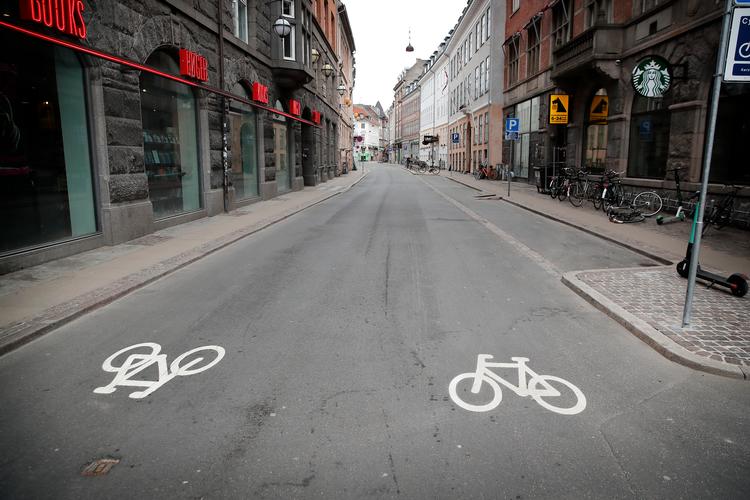 Der er tomt i de københavnske - og mange andre byers - gader i disse dage. Foto: Jens Dresling/POLFOTO