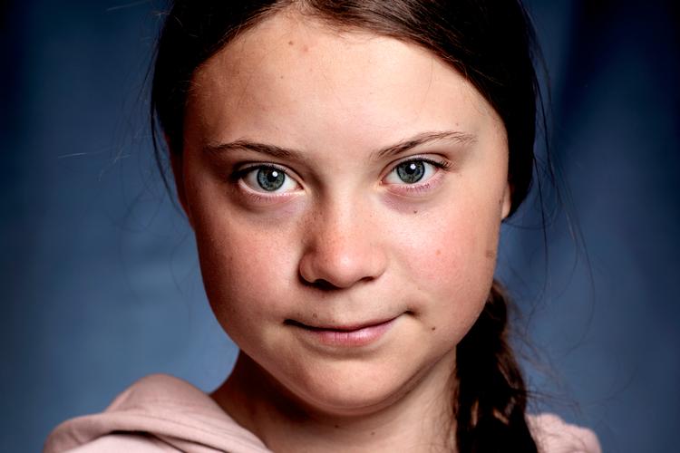 Når aktivisterne ikke kan komme til klimastrejken, må klimastrejken komme til aktivisterne, mens de allesammen sidder hjemme, mens skoler verden over holder lukket og forsamlingsrestriktioner forhindrer demonstrationer. På nettet er ordet frit, og klimaaktivist Greta Thunberg opfordrer til at fortsætte skolestrejkerne #FridaysForFuture på sociale medier.  Foto: Jacob Ehrbahn/POLFOTO