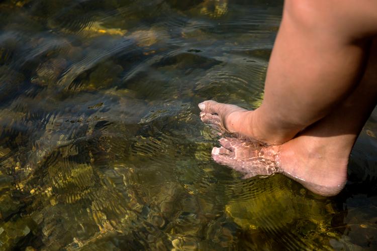 Om sommeren opholder vi os mere ude, hvor vi smitter mindre. Arkivfoto: Andreas Haubjerg