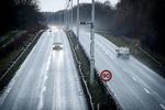 Biltrafikken er gået betydeligt ned under coronakrisen. I de politikredse, der har optalt uheldene, ser det ud til, at mængden er faldet. Men andre afviser, at der sker færre uheld. Foto: Jens Dresling/POLFOTO