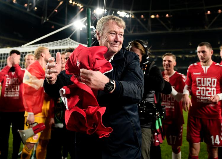 Åge Hareide har kvalificeret det danske hold til EM i 2021, men der er han ikke længere landstræner. Kampene mod Sverige og Norge kunne have været afskedskampe, men nej.  Foto: Lars Poulsen/POLFOTO