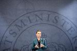 30. marts holdt statsminister Mette Frederiksen (S) pressemøde, hvor hun for første gang talte om at åbne Danmark op igen. Søndag aften fastslog hun, at genåbningen kommer til at ske »kontrolleret, gradvis, stille og rolig«. Foto: Mads Nissen/POLFOTO