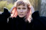 Nanna Øland Fabricius' planer og vaner har ændret sig i den seneste måned. Pludselig har hun masser af tid sammen med sin søn. Til gengæld kommer den 34-årige sanger, musiker og komponist ikke ud på en planlagt turné med sangene fra sit nyeste album, ’Family Tree’. Også de sidste liveshows i ’X Factor’, hvor hun er en af dommerne’, er blev udskudt. Foto: Emma Sejersen