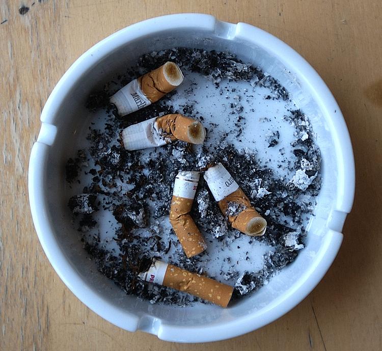 Noget tyder på, at rygere er mere sårbare i forhold til covid-19 end ikke-rygere.  Foto: Finn Frandsen/POLFOTO