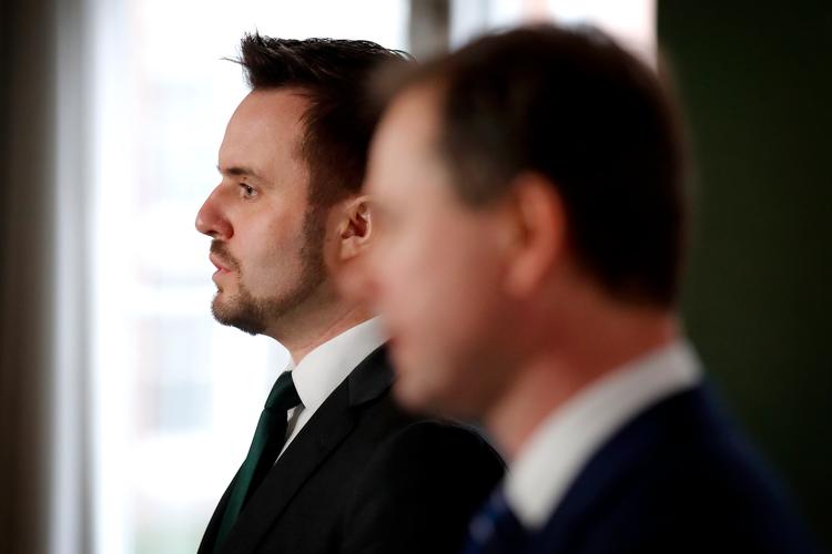 Så snart der er styr på coronavirussen skal alle kræfter sættes ind på at håndtere den økonomske krise, understreger erhvervsminister Simon Kollerup (S).. Foto: Jens Dresling/POLFOTO