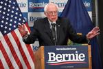 enator Bernie Sanders opgiver at blive demokraternes kandidat og dermed er vejen banet for at Joe Biden kan dyste mod Donald Trump ved efterårets præsidentvalg i USA Foto: Caleb Kenna/Ritzau Scanpix