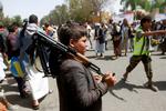 Der er masser af våben i Yemen, men landets hospitaler er sønderbombet. Sult og krig  har i over fem år hærget ørkenlandet på den sydlige del af den arabiske halvø.
    Foto: Mohamed Al-sayaghi/Ritzau Scanpix