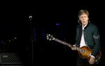 Paul McCartney, der her ses optræde i Porto Alegre, Brasilien, var blandt de optrædende musikere til støttekoncerten, som blev vist natten til søndag. Foto: Reuters/Ritzau Scanpix
