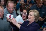 Hillary Clinton har vist sig at være ukuelig og synkefri. Foto: Dogwoof